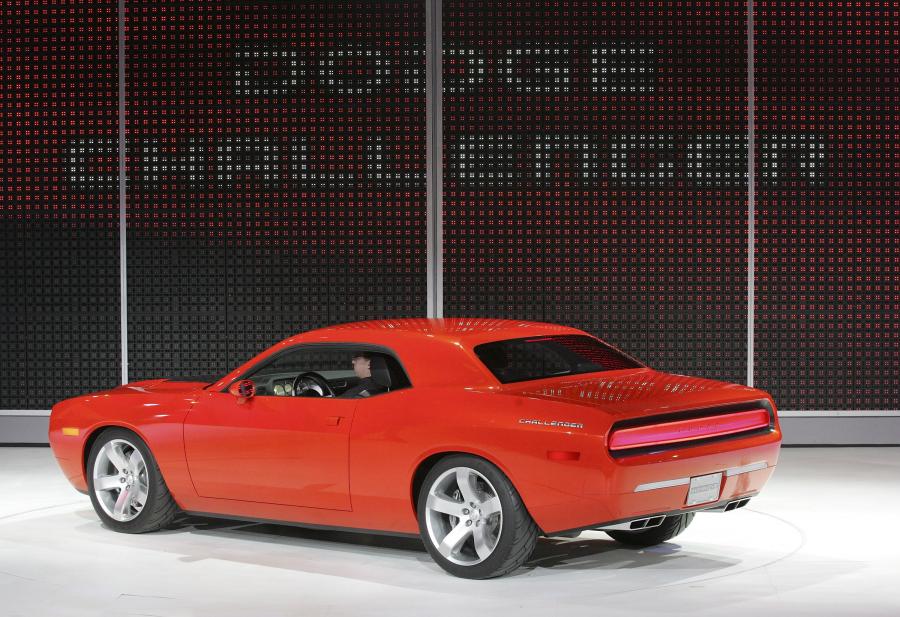  Dodge Challenger 2006 года  (фото 17 из 57)